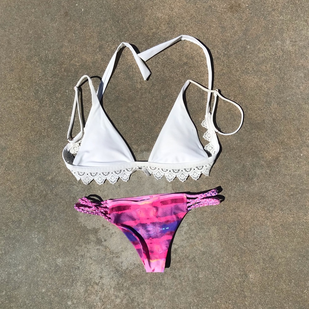 Swimsuits 👙 - Picture 3 of 5